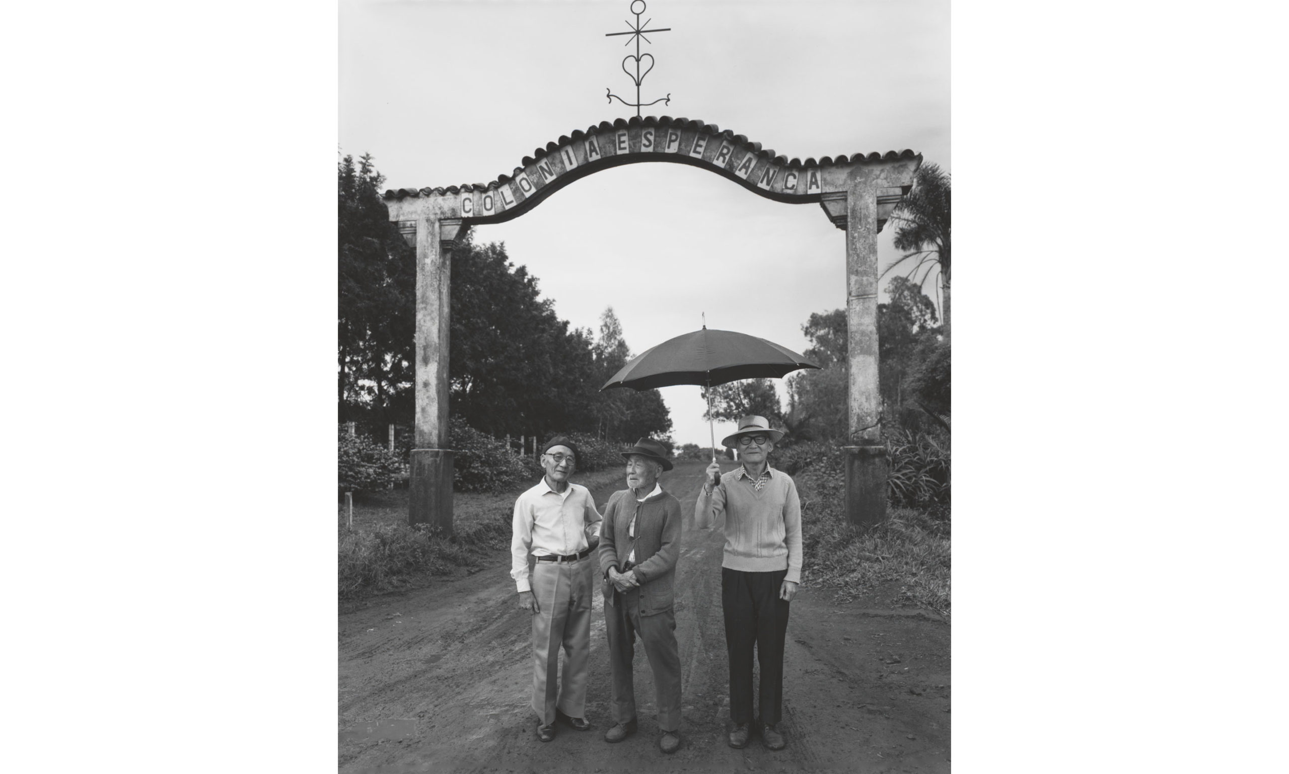 Taku Aramasa, Yurio Hasegawa (Japanese), Zenji Watanabe (Japanese), Harunaga Hasegawa (Japanese), 1984. Gelatin silver print. Center for Creative Photography, University of Arizona: Purchase, with matching funds from Hitachi America, Ltd. © AMARASA Taku.