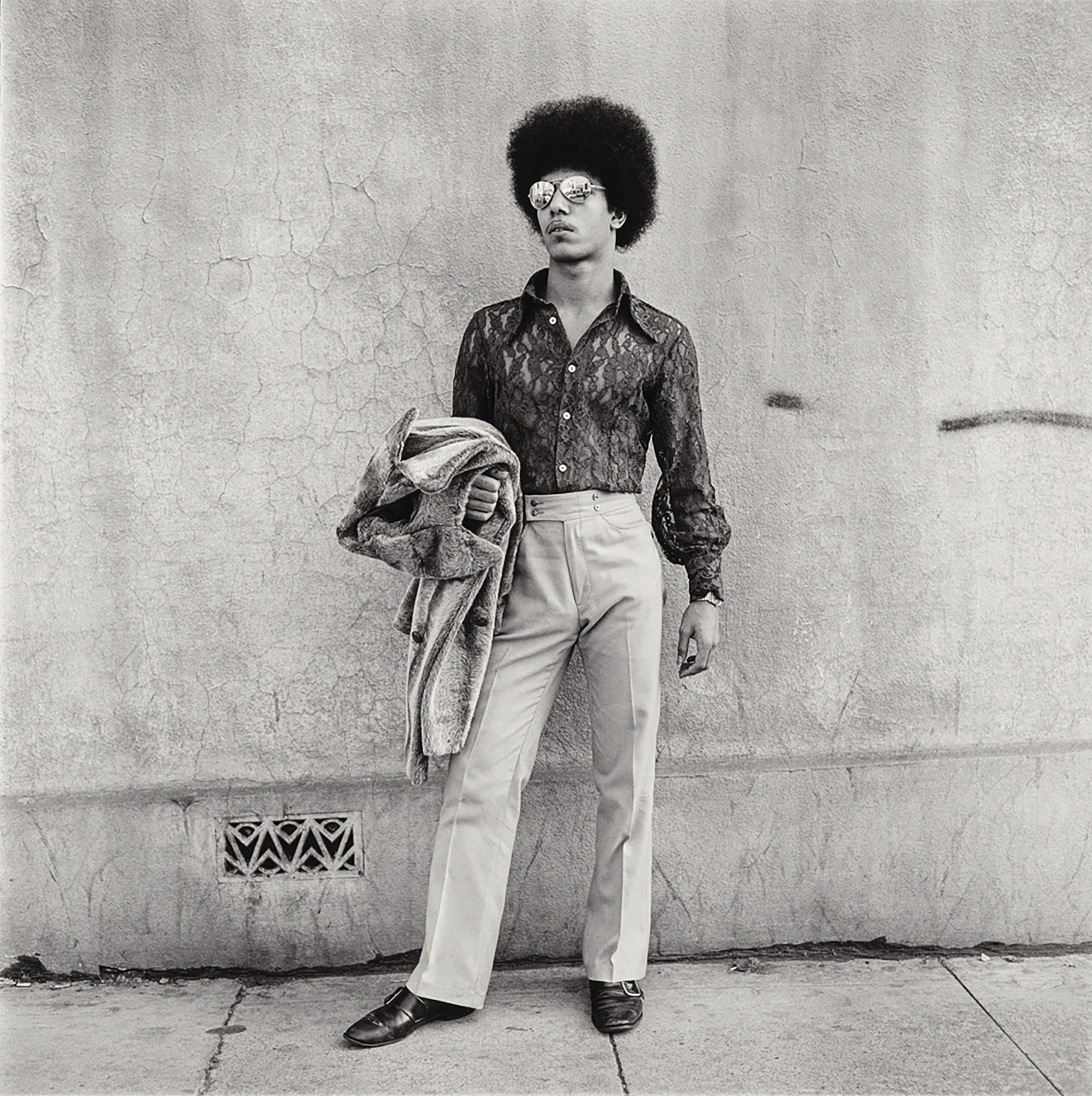 Dennis Feldman, Man with Reflective Glasses 1969-1972. Center for Creative Photography, University of Arizona: Gift of the artist. © Dennis Feldman.